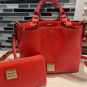 Red Dooney and Bourke Mini Barlow Crossbody wallet